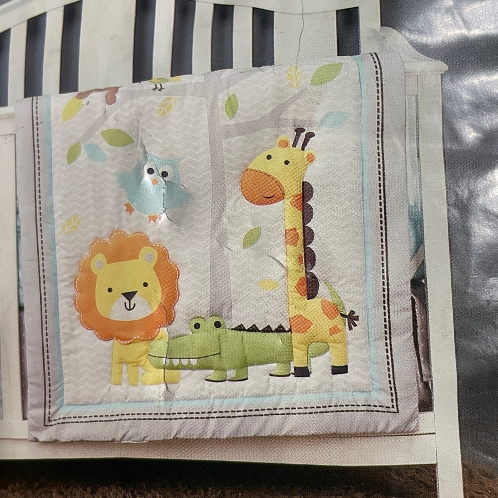 Animal Safari Baby Crib Bedding Set
Giraffe Alligator Monkey Lion Bird Owl